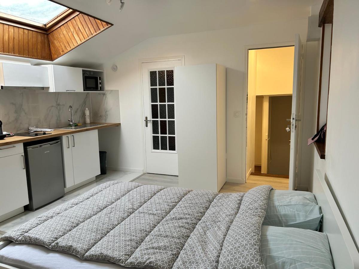 Studio 21M2 Equipe Et Meuble Centre Ville Massy 马西 外观 照片
