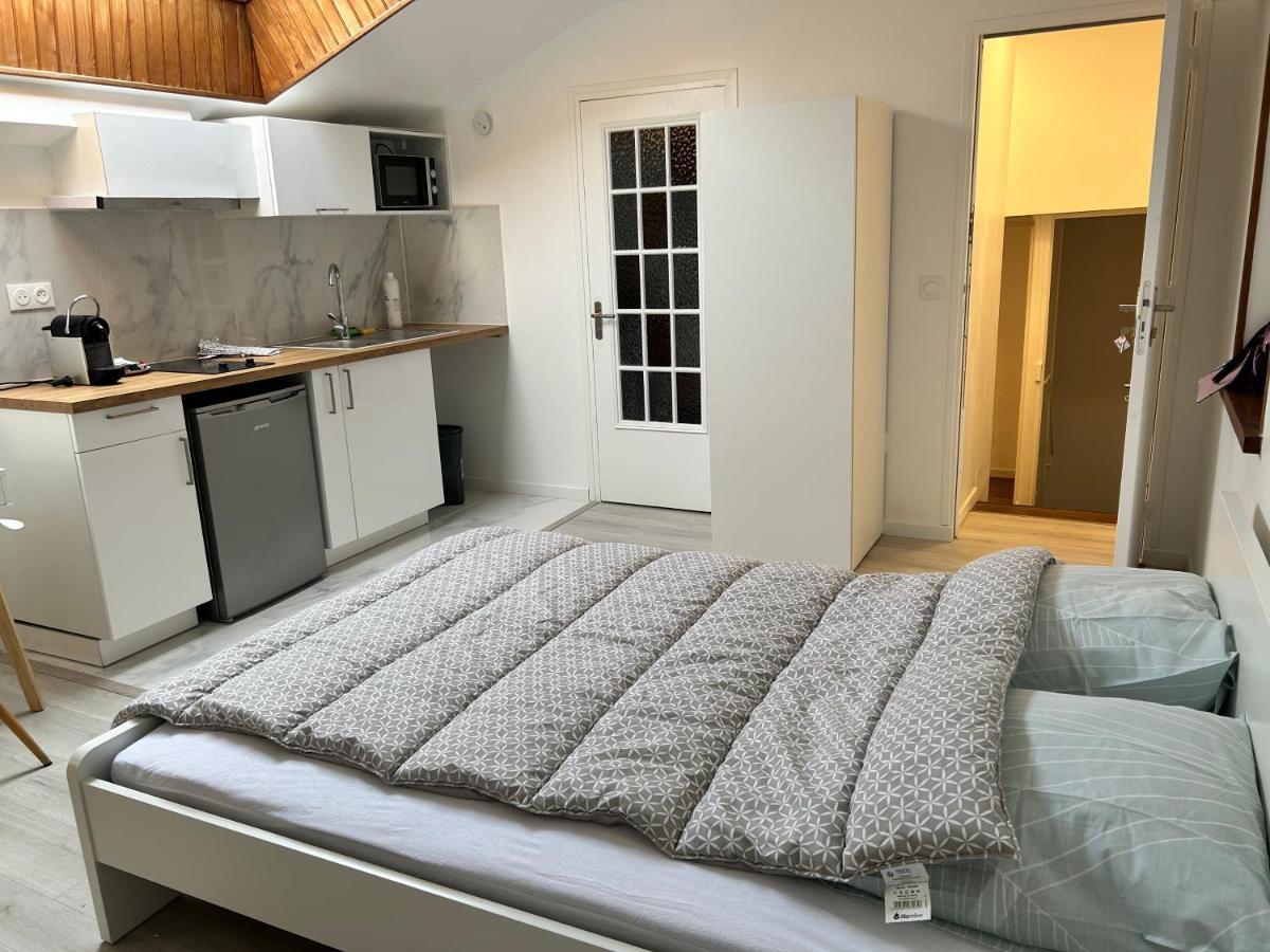 Studio 21M2 Equipe Et Meuble Centre Ville Massy 马西 外观 照片