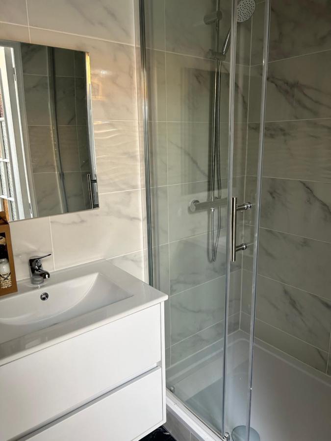 Studio 21M2 Equipe Et Meuble Centre Ville Massy 马西 外观 照片